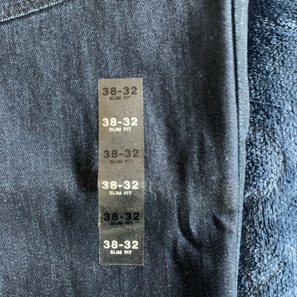 Michael Kors - Picture 2 of 4